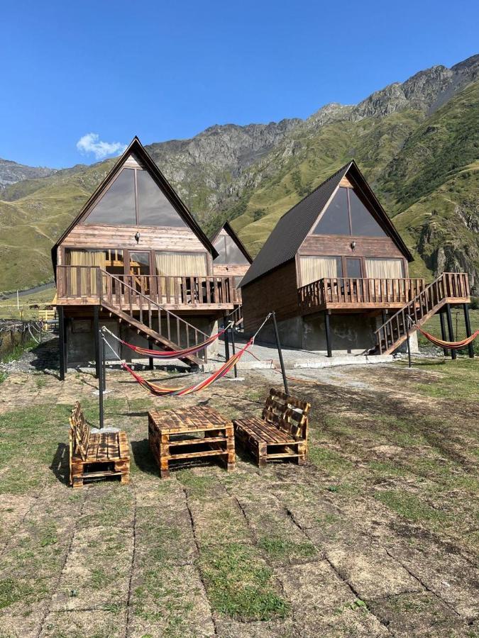 Kazbegi 4 Side Cottages Dış mekan fotoğraf